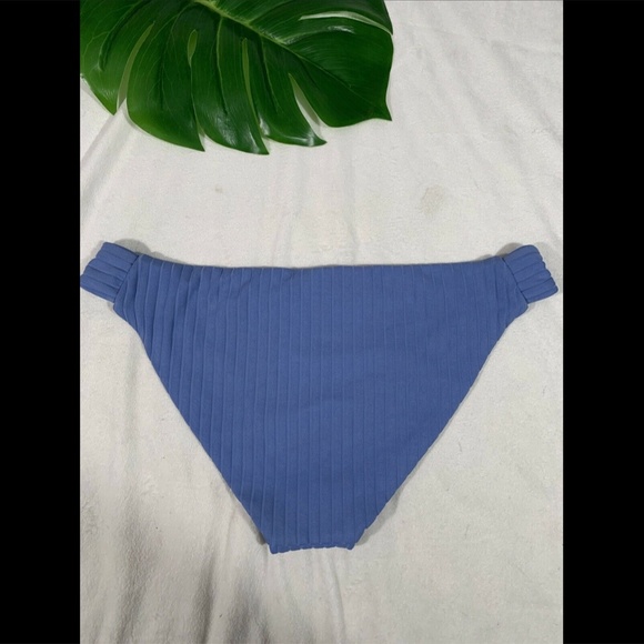 NEW Becca‎ Loreda Ribbed Bikini Bottom in MIS [SZ Large ] - Picture 6 of 7